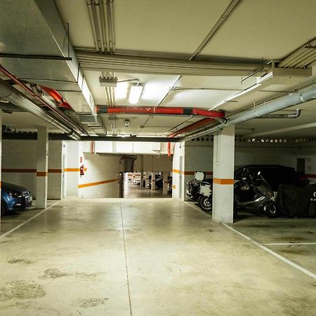 Atico Con Vistas Al Mar Piscina Y Parking Apartment Malaga Exterior photo
