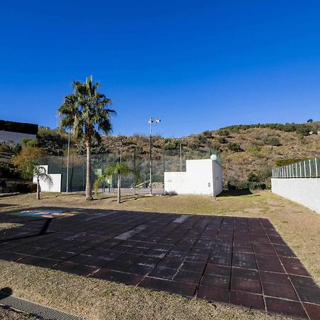 Atico Con Vistas Al Mar Piscina Y Parking Apartment Malaga Exterior photo