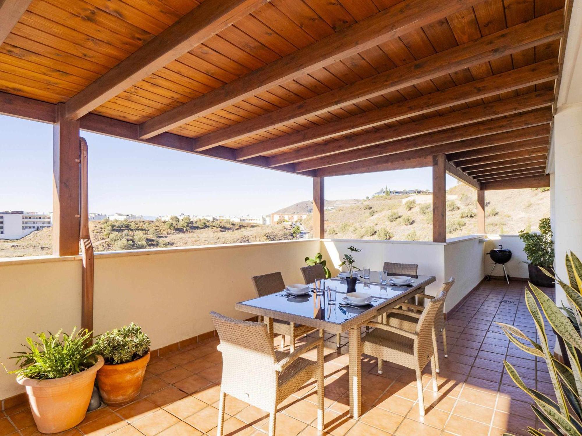 Atico Con Vistas Al Mar Piscina Y Parking Apartment Malaga Exterior photo